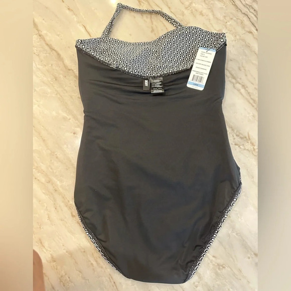 NWT DKNY One Piece Swim Suit Black and White Geometric Print Women’s size L - Picture 9 of 10